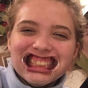 Meet your Posher, Ava